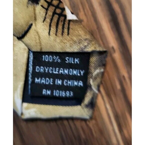 New NY Yankees 100% Silk Mens Tie MLB Genuine Merchandise - Picture 4 of 4